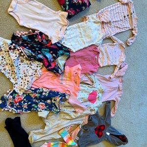Newborn baby girl lot all for 12$